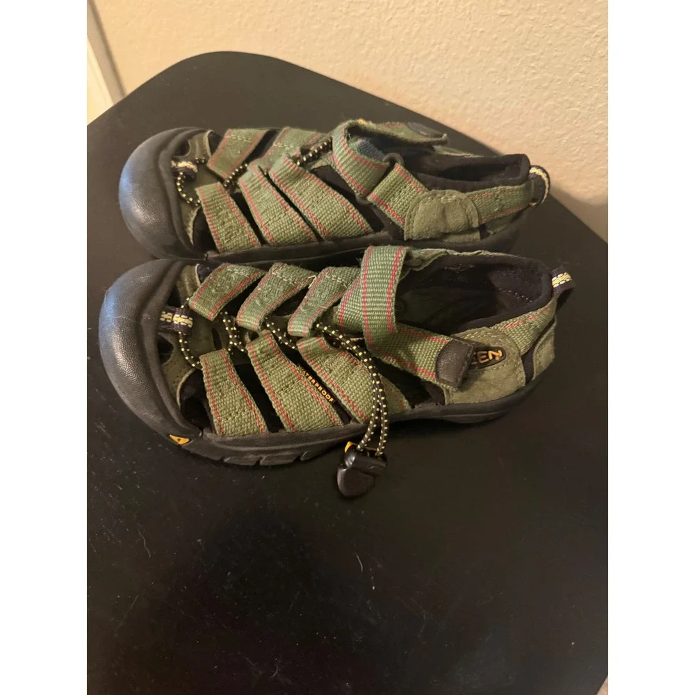 Keen Newport H2 Kids Sport Sandals Olive Green Orange Waterproof Size 13 US
